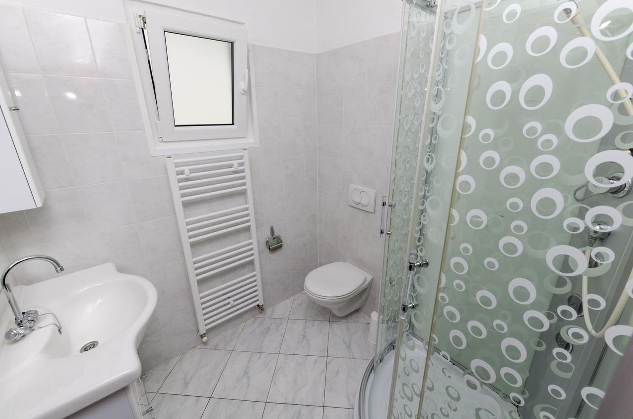 רוגוזניצה Apartments Luka מראה חיצוני תמונה